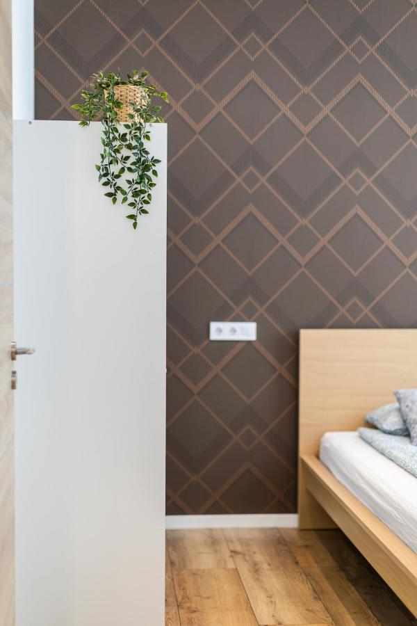 Csengery Deluxe Home With Balcony Budapest Luaran gambar