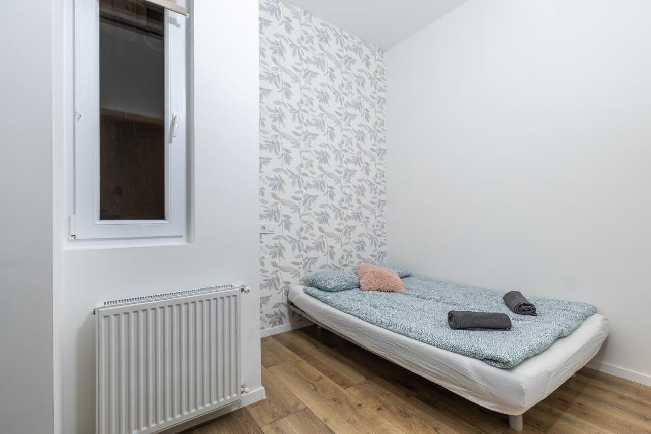 Csengery Deluxe Home With Balcony Budapest Luaran gambar