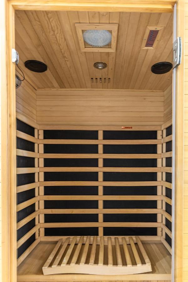 Csengery Deluxe Home With Balcony Budapest Luaran gambar